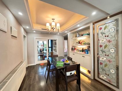 北京万达华府4室2厅140平低楼层/共30层