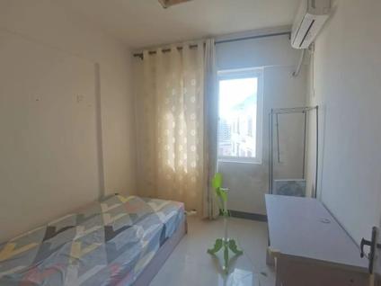 北京皇家花园3室2厅121平高楼层/共28层