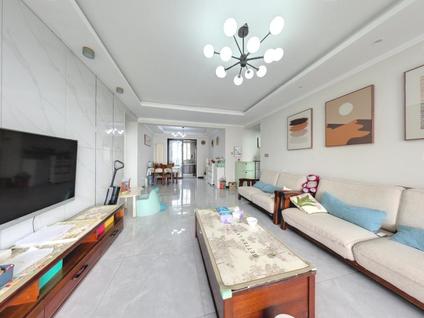 北京绿地世纪城(一期)3室2厅120.94平中楼层/共14层