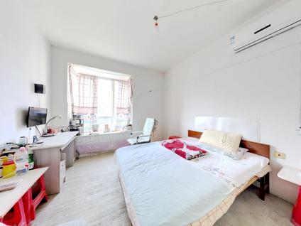 北京顺驰泊林2室1厅98.64平中楼层/共11层