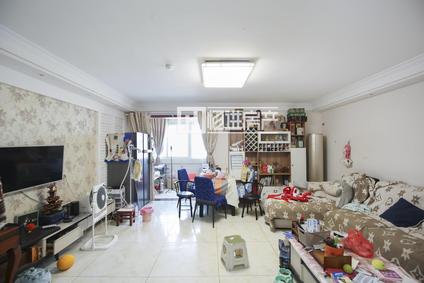 北京学府第一城3室2厅135平高楼层/共22层