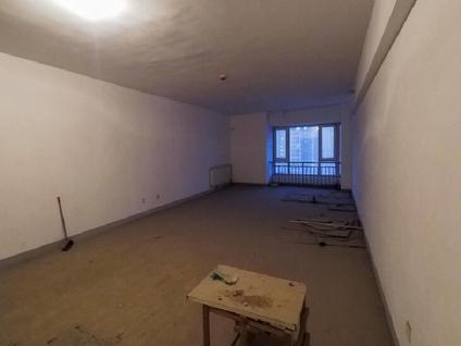 北京汇展香格里拉1室1厅83.06平中楼层/共31层