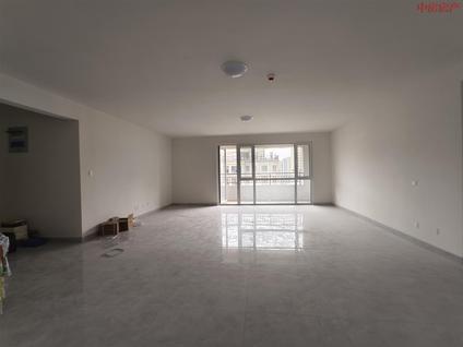 北京泰丰小镇4室2厅203平中楼层/共18层