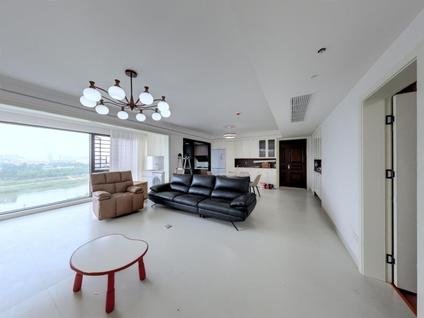 北京阳光城尚东湾悦江府4室2厅146.49平低楼层/共45层