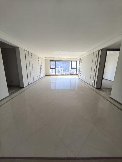 北京天正壹号院4室2厅172平高楼层/共18层