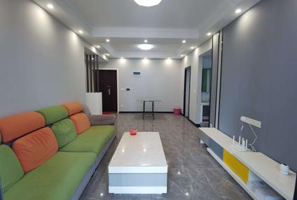 重庆宏博河畔学苑3室2厅99平低楼层/共32层