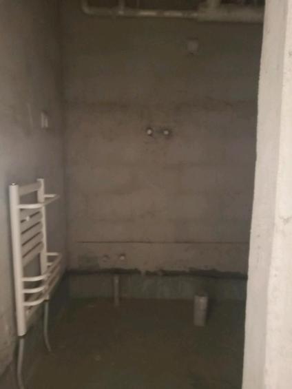 北京天泰绿城2室2厅98平中楼层/共30层