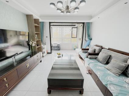 北京万润城3室2厅104平低楼层/共18层