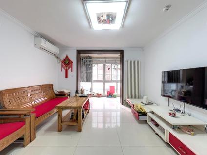 北京金谷阳光地带2室1厅86平低楼层/共6层