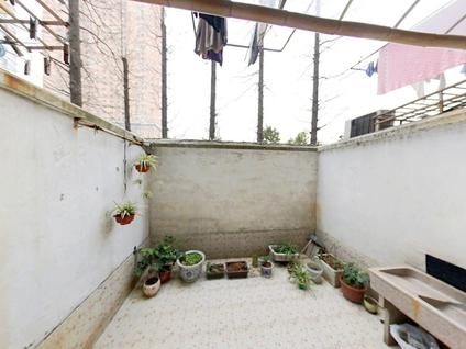 北京中南小区(中山南一路)2室1厅78.28平低楼层/共7层