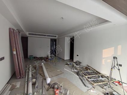 北京君颐兰庭4室2厅136平低楼层/共18层