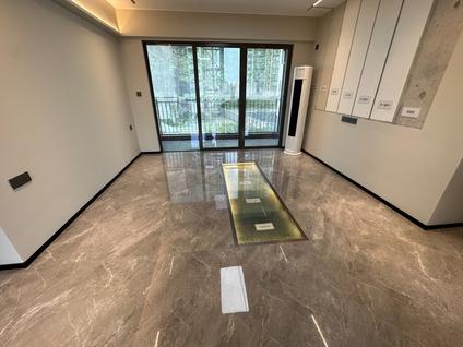 江门保利西海岸1室0厅95平低楼层/共33层