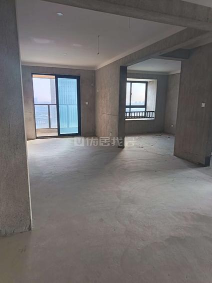 北京城投蓝城蘭园4室2厅187平中楼层/共18层