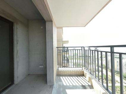 珠海绿景后湾3室2厅90.24平高楼层/共26层