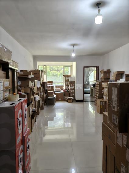 北京景林佳苑2室2厅106平低楼层/共33层