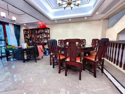 北京星河传说5室3厅233.91平低楼层/共1层