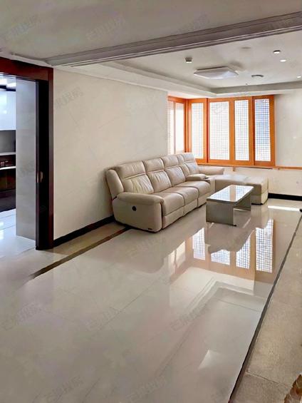 沈阳乐天圣苑2室2厅132平中楼层/共43层