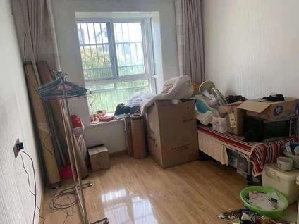 连云港国诚华庭3室2厅122平低楼层/共6层