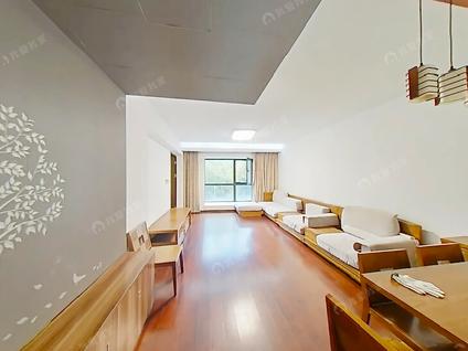 北京融华世家3室1厅136.1平低楼层/共18层