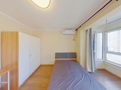 北京国美第一城(二号院)3室1厅96.13平低楼层/共27层
