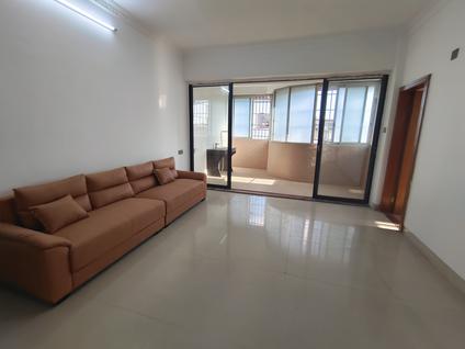 北京潮兴路3室2厅90平高楼层/共8层