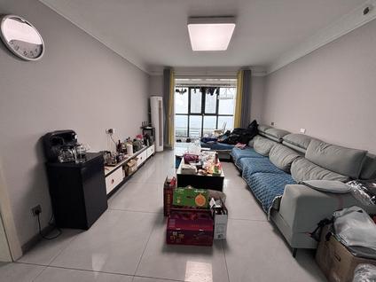 北京诚城常青藤3室2厅128平高楼层/共33层