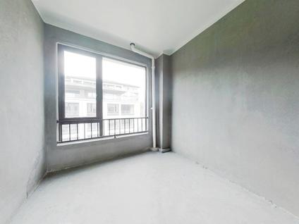 北京绿城柳岸晓风3室2厅133.91平低楼层/共3层