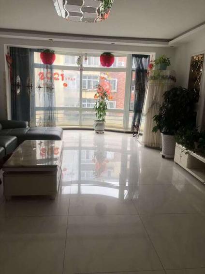 沈阳尊龙苑(西区)2室2厅132平中楼层/共6层