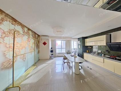 北京金泉家园1室1厅70.18平低楼层/共30层