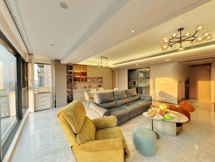 北京中铁建西派金沙3室2厅130.14平高楼层/共21层