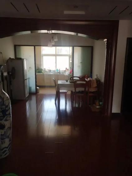 北京万泰家园3室2厅138平高楼层/共6层