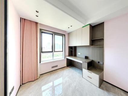 北京中房东方悦4室2厅137平高楼层/共11层