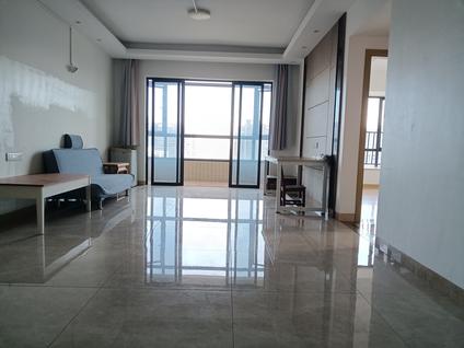 北京绿茵高尔夫4室2厅130平高楼层/共33层