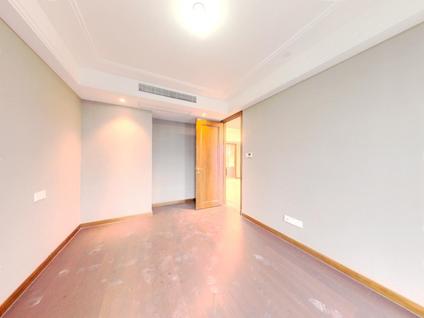 北京金麟府4室2厅125平高楼层/共11层