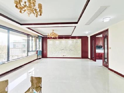 济南中海天赋嶺4室2厅175.2平高楼层/共3层