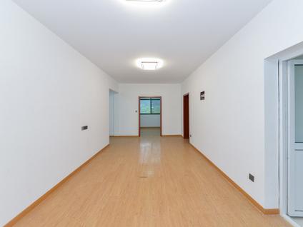 常州桃园山庄5室2厅281.66平低楼层/共3层