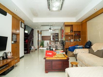 江门翠湖湾5室2厅176.77平高楼层/共11层