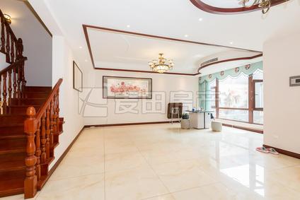 北京香山清琴麓苑5室2厅326平低楼层/共1层