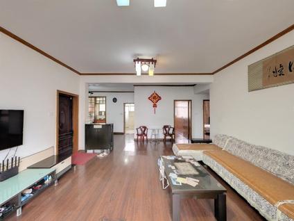 北京金马巷3室2厅142.7平中楼层/共7层