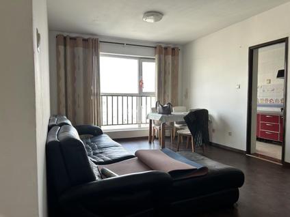 北京中诚香槟郡2室1厅90.6平高楼层/共26层