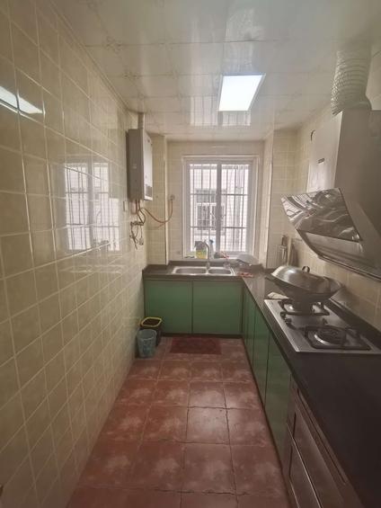 北京丰业玫瑰园3室2厅100平中楼层/共9层