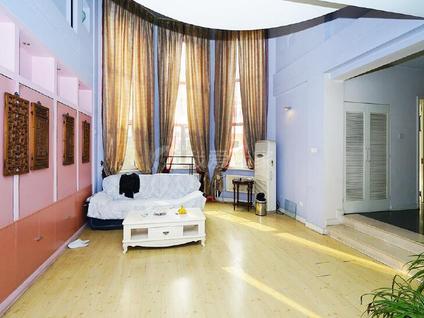 北京合木山庄5室2厅182.4平低楼层/共3层