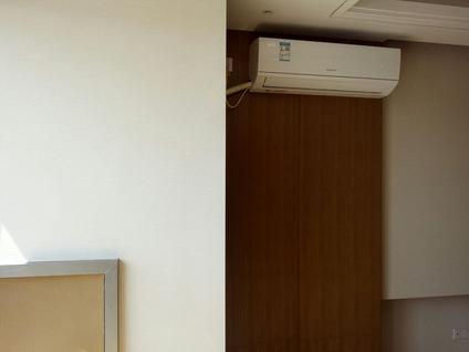 宁波国贸中心领寓1室2厅65平中楼层/共34层