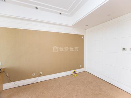 北京凯燕环球中心1室1厅69平中楼层/共55层