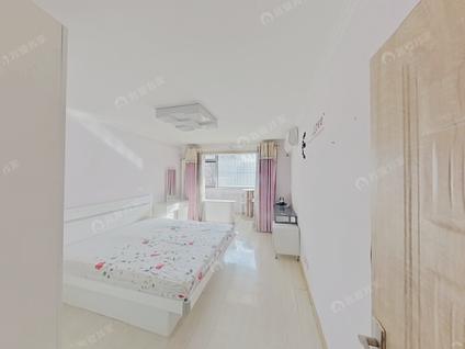 北京世纪村(三区)1室1厅52.3平中楼层/共5层