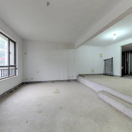 上海莱英北郡5室2厅277.94平低楼层/共5层