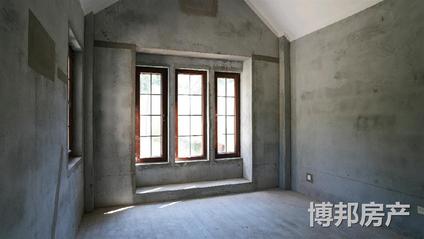 乌鲁木齐绿城南山阳光4室3厅220平低楼层/共1层
