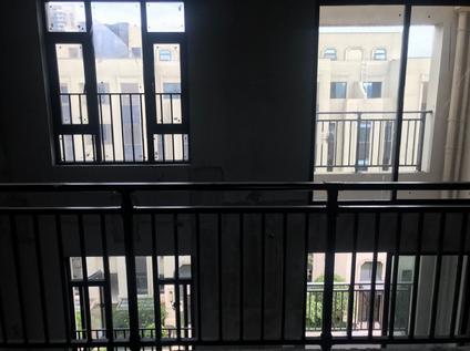 株洲美的湾4室2厅142平高楼层/共6层