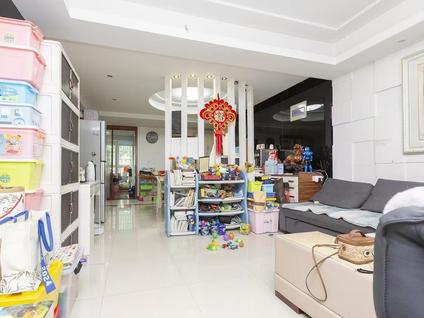 北京西南名苑3室2厅126.32平低楼层/共9层