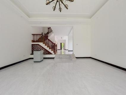 海口龙墅湾5室3厅390平低楼层/共3层